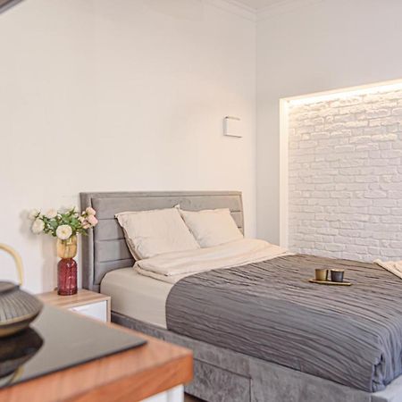 Welcoming Studio In Historic Vilnius With Free Parking By Urban Rent Apartment Ngoại thất bức ảnh